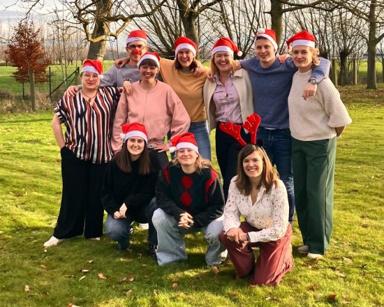 Kerstfoto Sportieq 2025 (deftig, horizontaal).jpeg