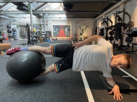 sideplank Lennert Belmans kopie.jpg